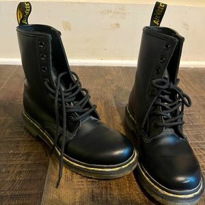 Doc Martins 1460 womens smooth black leather lace up boots
